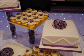 sparkling wedding cake