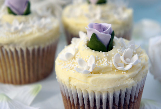 Bespoke Wedding Cupcakes