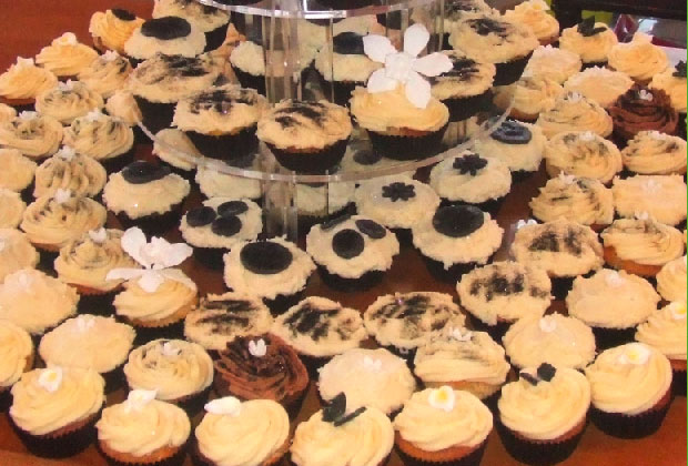 Bespoke Wedding Cupcakes